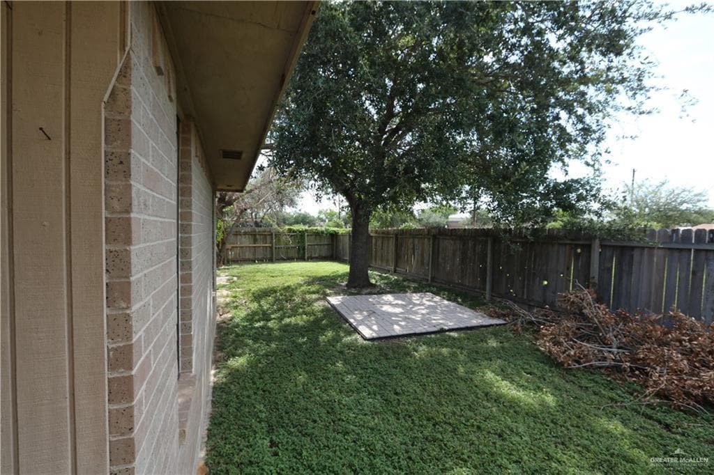 Foto del edificio - 2201 Pin Oak Rd