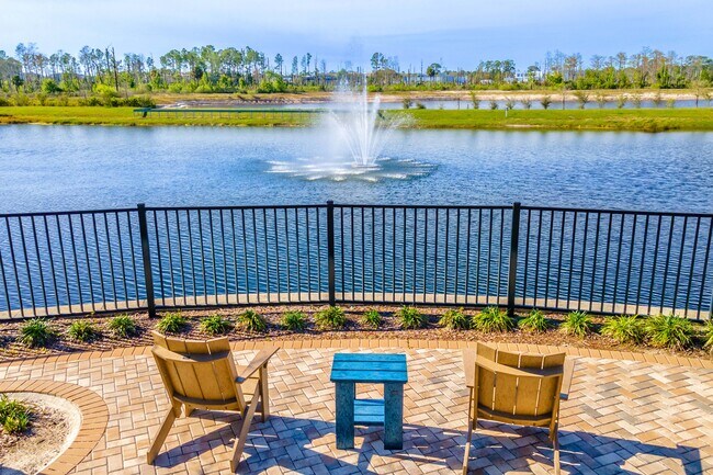 Foto del edificio - Clyde Morris Senior Living Apartments