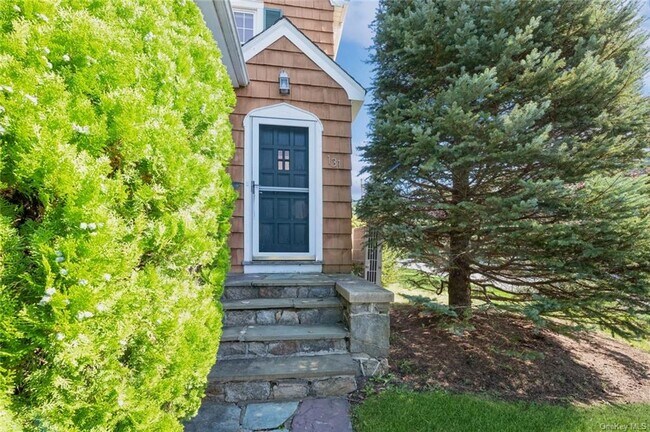 Foto del edificio - 131 Park Ave