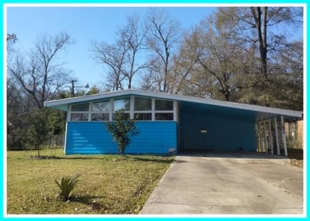 Primary Photo - 3475 Redwood Dr