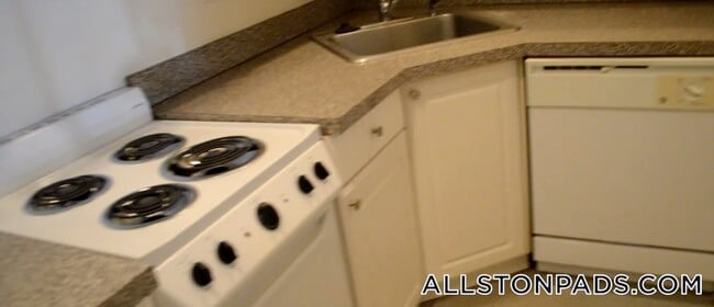 Building Photo - 26 Allston St