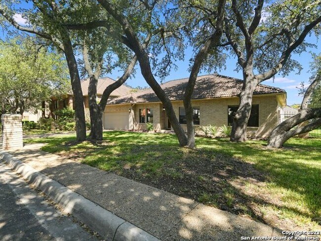 Building Photo - 3911 Creek Forest, 78230