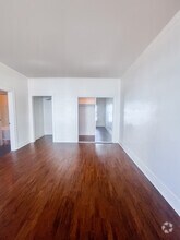 Building Photo - The Richmond Apartments - Spacious and Ful...