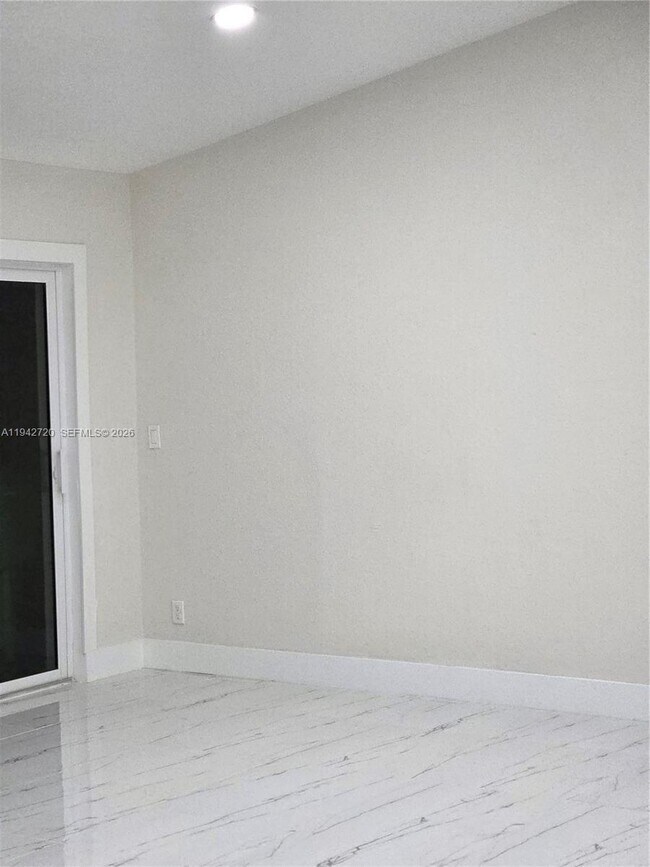 Foto del edificio - 3832 NW 107th Way