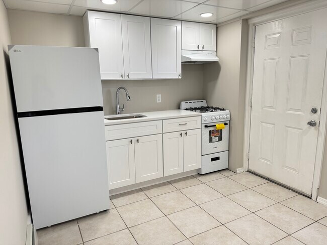 Foto del edificio - 545 Old Bethpage Rd