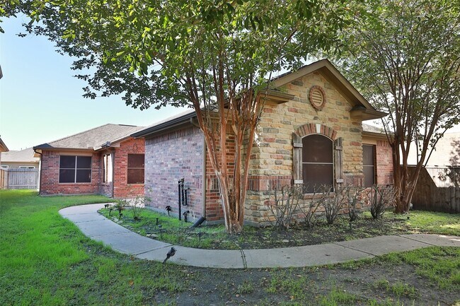 Foto del edificio - 8231 Gran Villa Dr