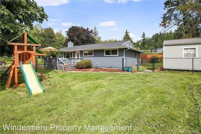 Building Photo - 3 br, 1 bath House - 14451 Clayton Road SE