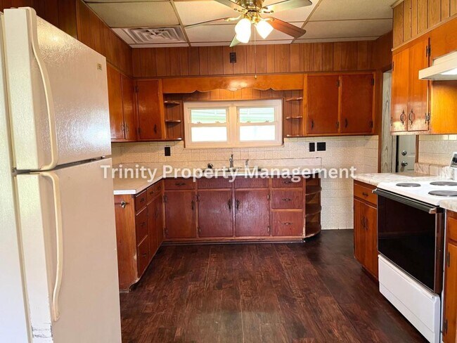 Building Photo - 75 Layton Dr
