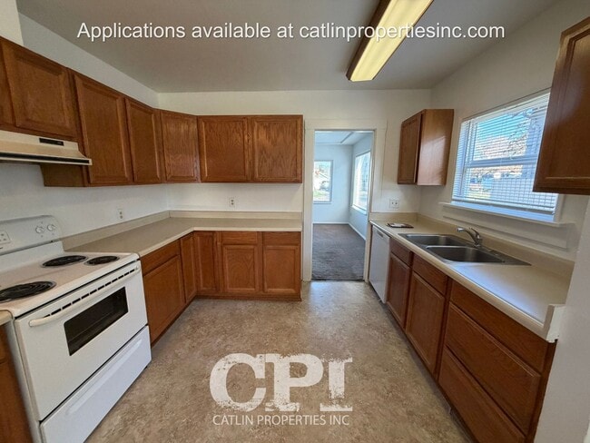 Foto del edificio - 2809 Fir St