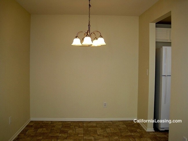Building Photo - 24101 Del Monte Dr