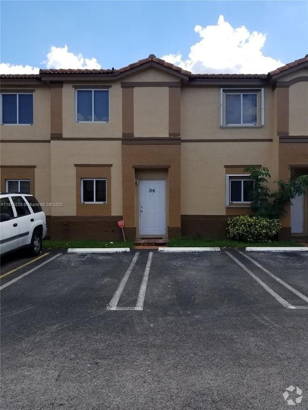 Building Photo - 8394 SW 152nd Ave