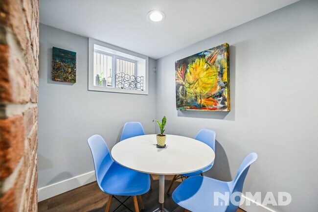 Foto del edificio - Charming 2BR Basement Unit in Regis - Formally BnB