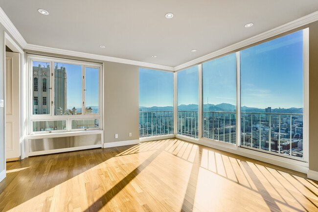 Floor to ceiling sliding doors that open - 1200 California St