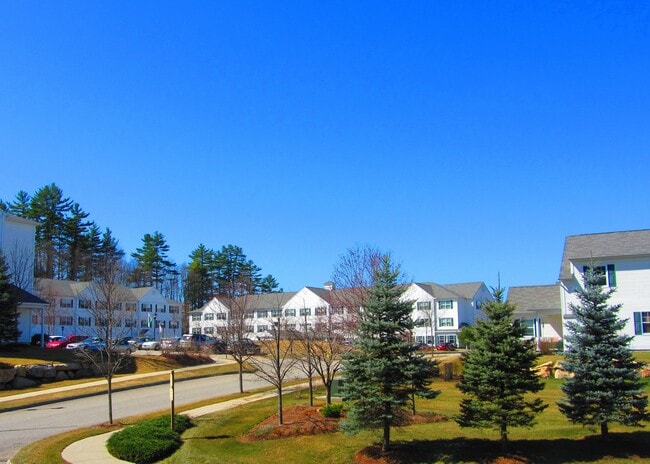 Building Photo - White Rock Living
