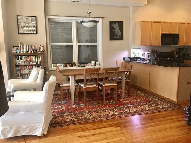 Foto del edificio - 1927 N Sedgwick St