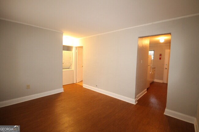 Foto del edificio - 758 St Charles Ave NE