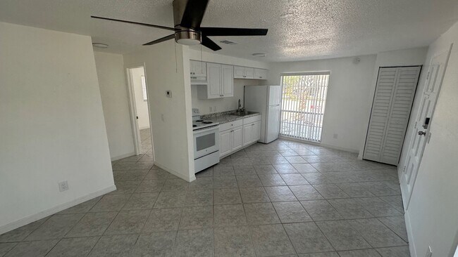 Foto del edificio - 11160 2nd St E