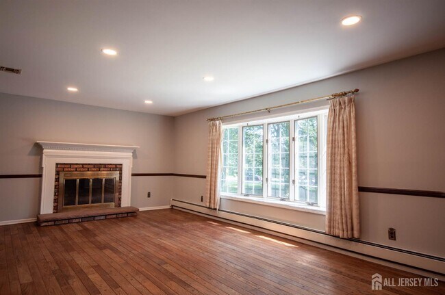 Building Photo - 1760 Rahway Rd