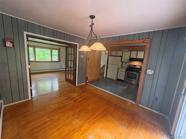 Building Photo - 57 Wedgewood Dr