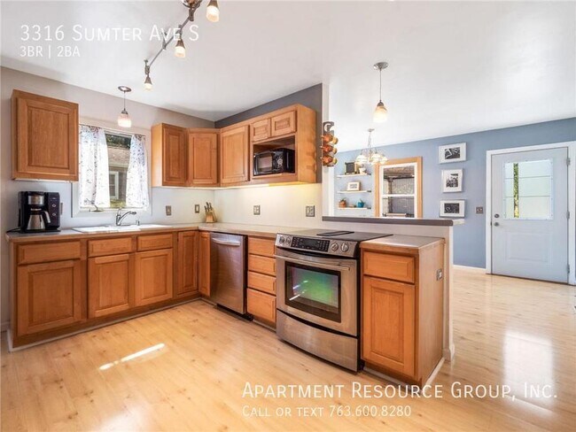 Building Photo - 3316 Sumter Ave S