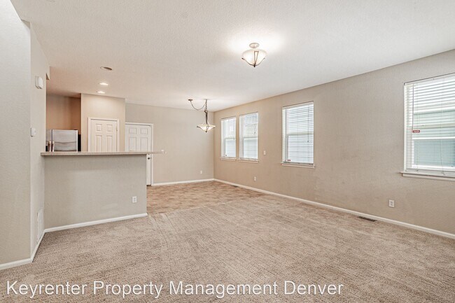 Foto del edificio - 3 br, 3 bath House - 2823 Central Park Bou...