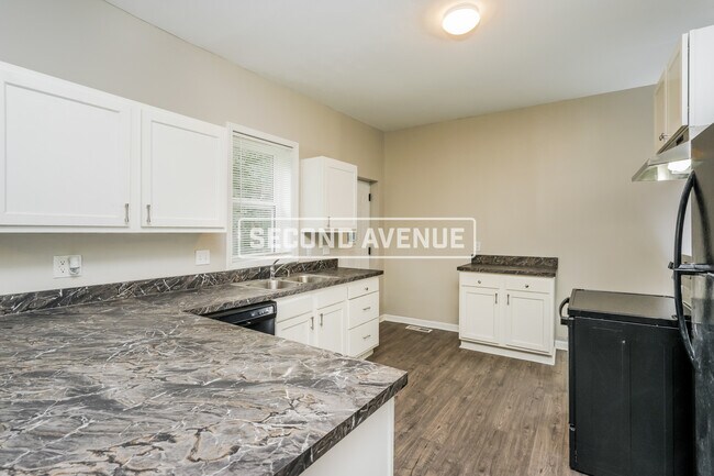 Foto del edificio - 916 Fairbanks Ave