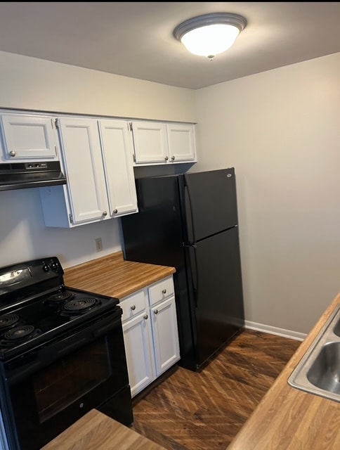 Building Photo - 200 E Chimney Hill Dr