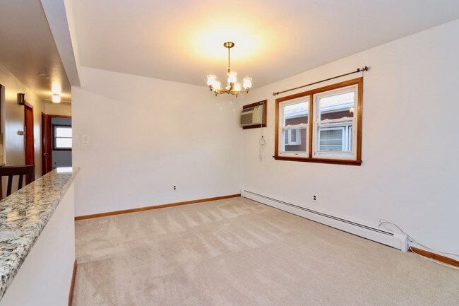 Building Photo - 117 Columbia Ave