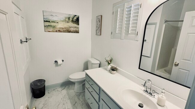 Foto del edificio - 324 Long Pointe Ln