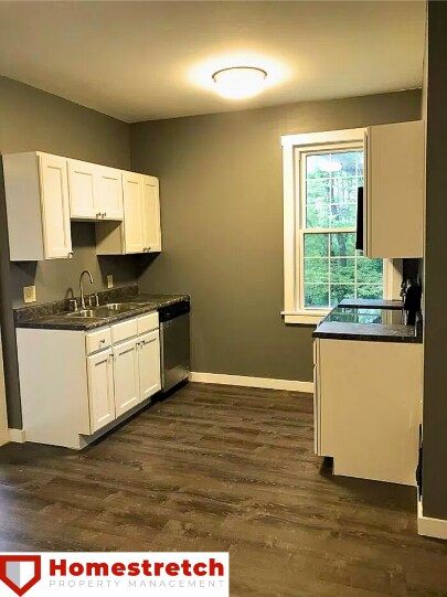 Foto del edificio - 12821 Spanish Pond Rd