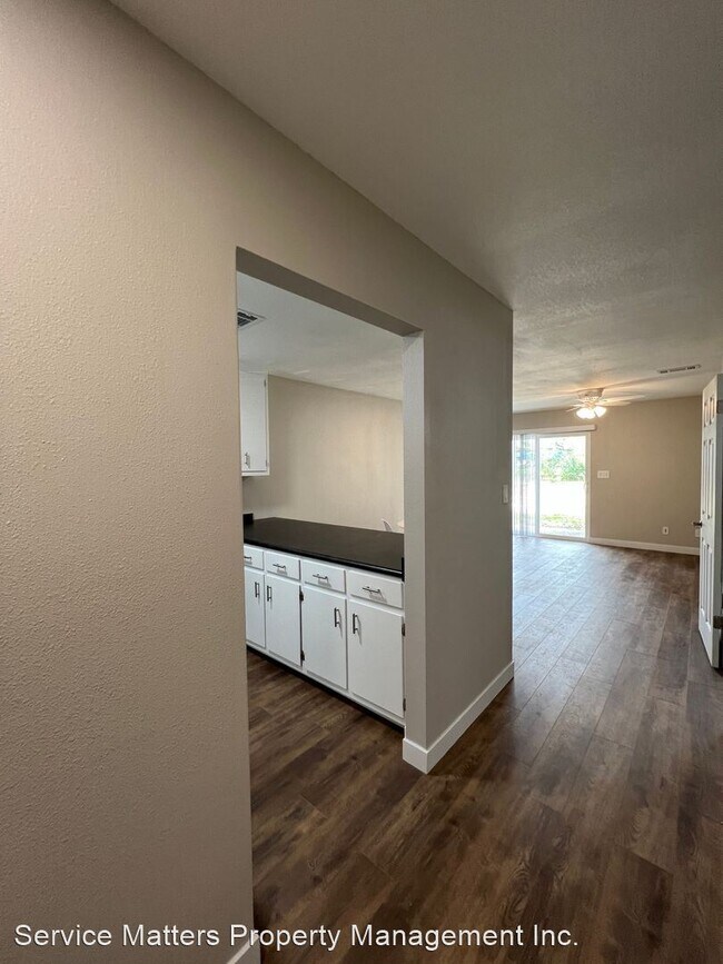 Foto del edificio - 2 br, 1.5 bath House - 6384 Sandy Lane