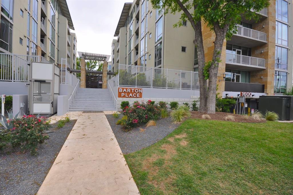 Primary Photo - 1600 Barton Springs Rd
