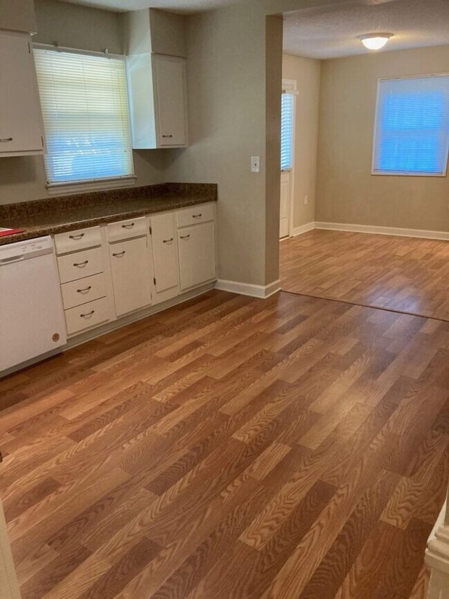 Foto del edificio - Charming 3BR House in Winston Salem