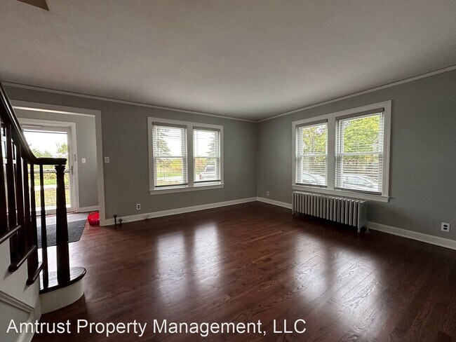 Building Photo - 3 br, 1 bath House - 29469 N Fremont Cente...