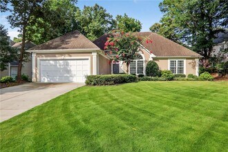 Building Photo - 10825 Pinewalk Forest Cir