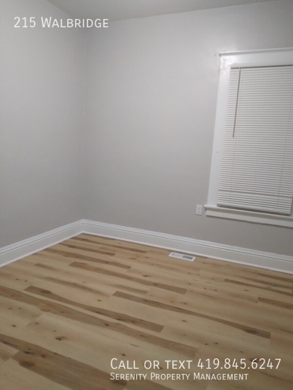 Foto del edificio - 215 Walbridge Ave