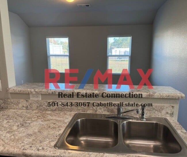 Foto del edificio - Sorry No Smoking and No Pets Permitted