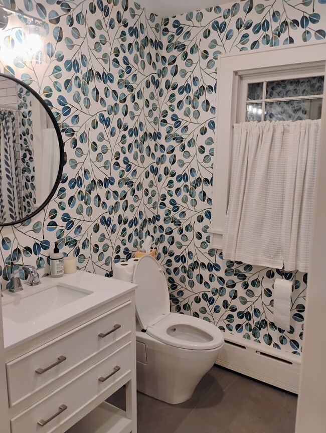 Building Photo - 1218 W 50th St