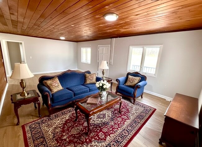 Building Photo - 54 Hebron Church Rd