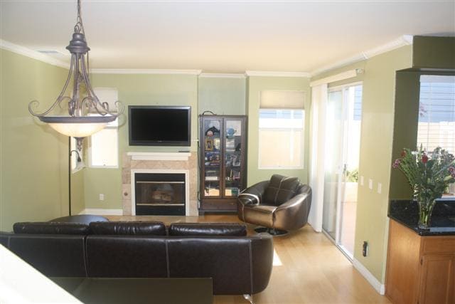 Foto del edificio - 26045 Frampton Ave