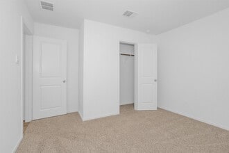 Building Photo - 3518 Grassland Dr