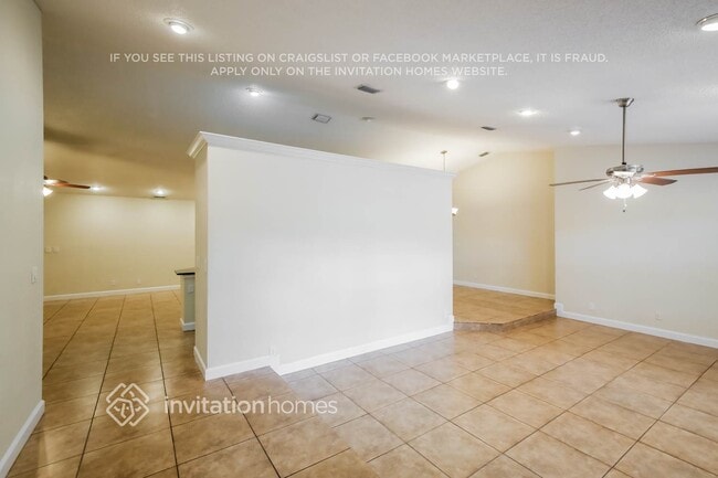 Building Photo - 5148 NW 47th Ave
