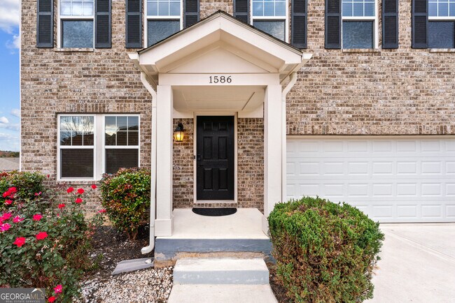 Building Photo - 1586 Garden View Dr