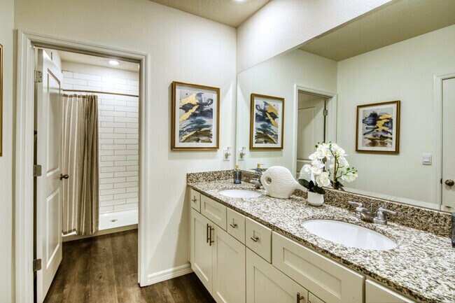 The Glen -1673SF - 11890 Retiro de montaña Ln Riverview, FL 33569-5698 - Oak Haven