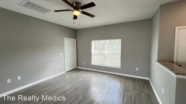 Foto del edificio - 3 br, 2 bath House - 538 Higgs Ave NW