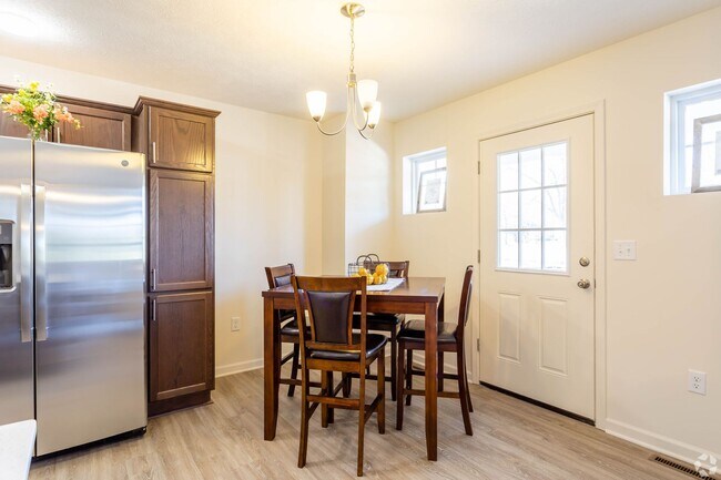 Foto del edificio - 161 Redon Cir