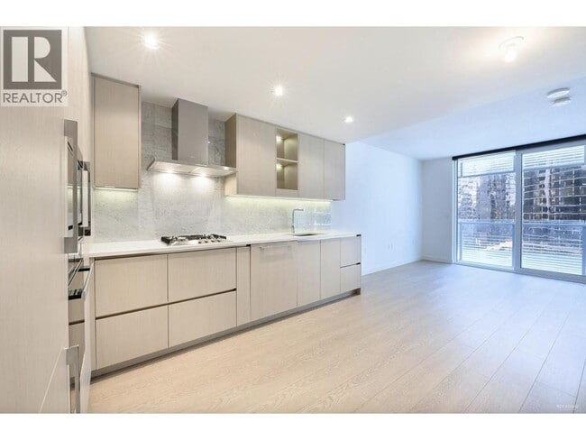 Building Photo - 89 Nelson St.