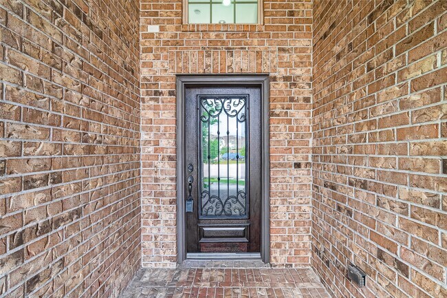 Building Photo - 3854 Fleetwood Falls Ln