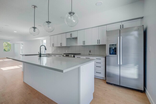 Foto del edificio - Gabbott's Row Townhomes