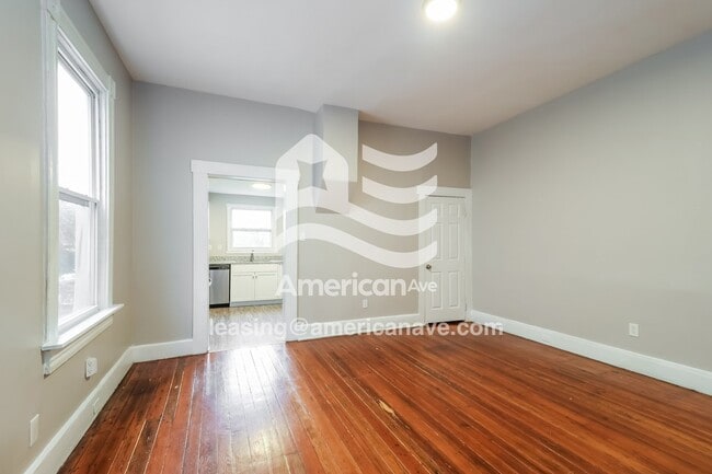 Foto del edificio - 604 E 16th St